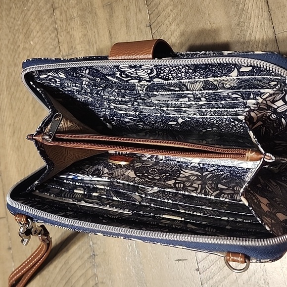 Wallet - Picture 9 of 12